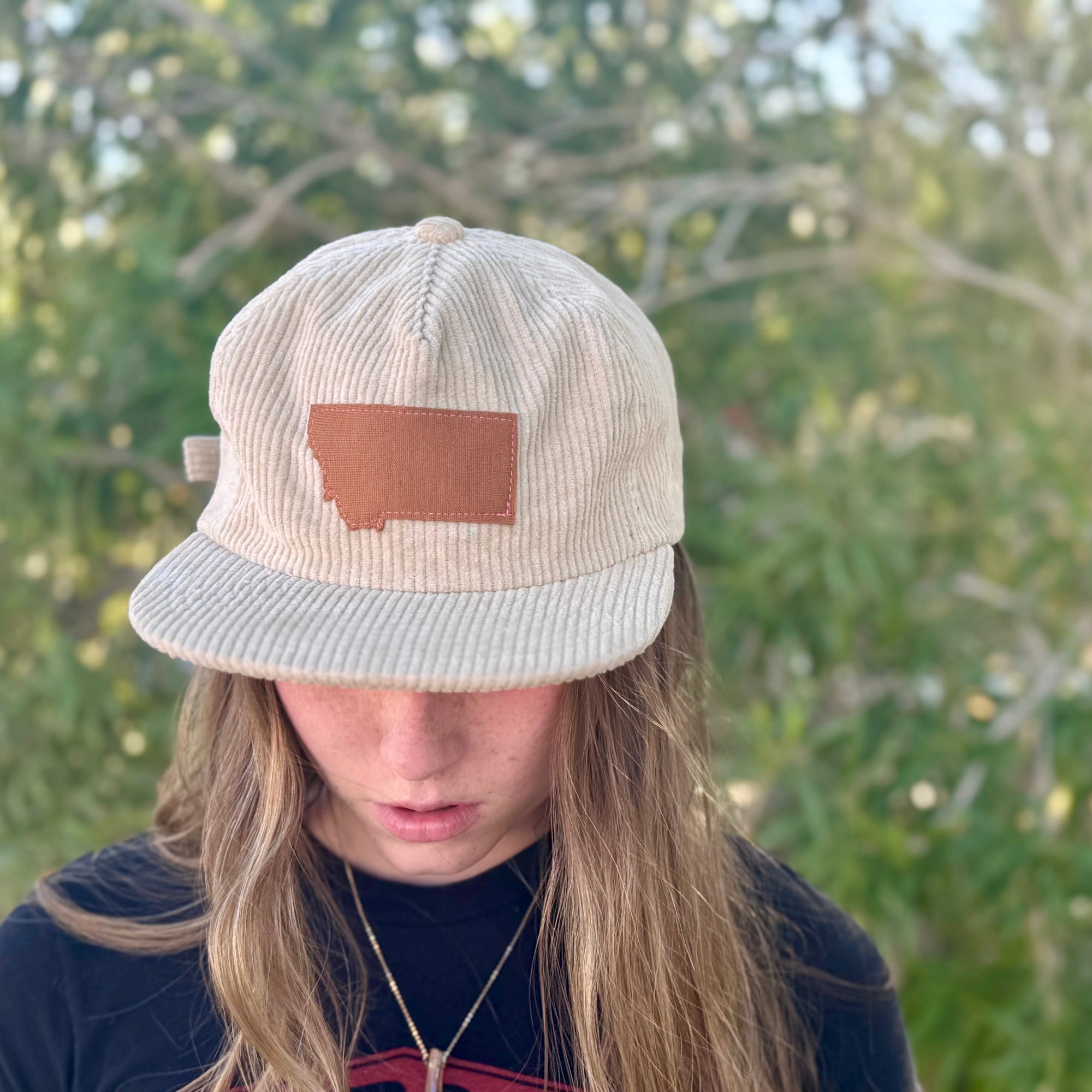 custom geo field hat / toast