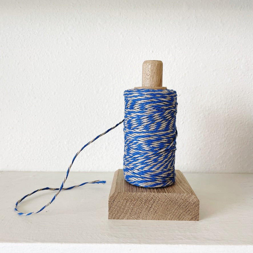 oak twine holder