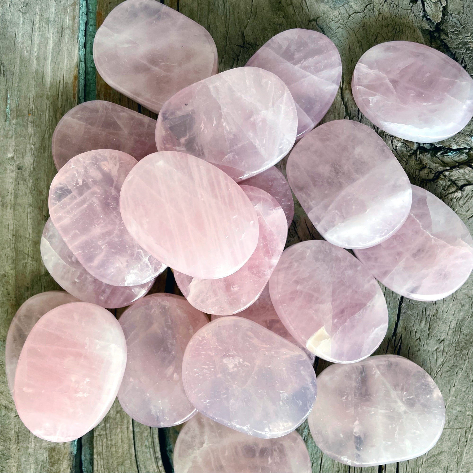 rose quartz palm stone