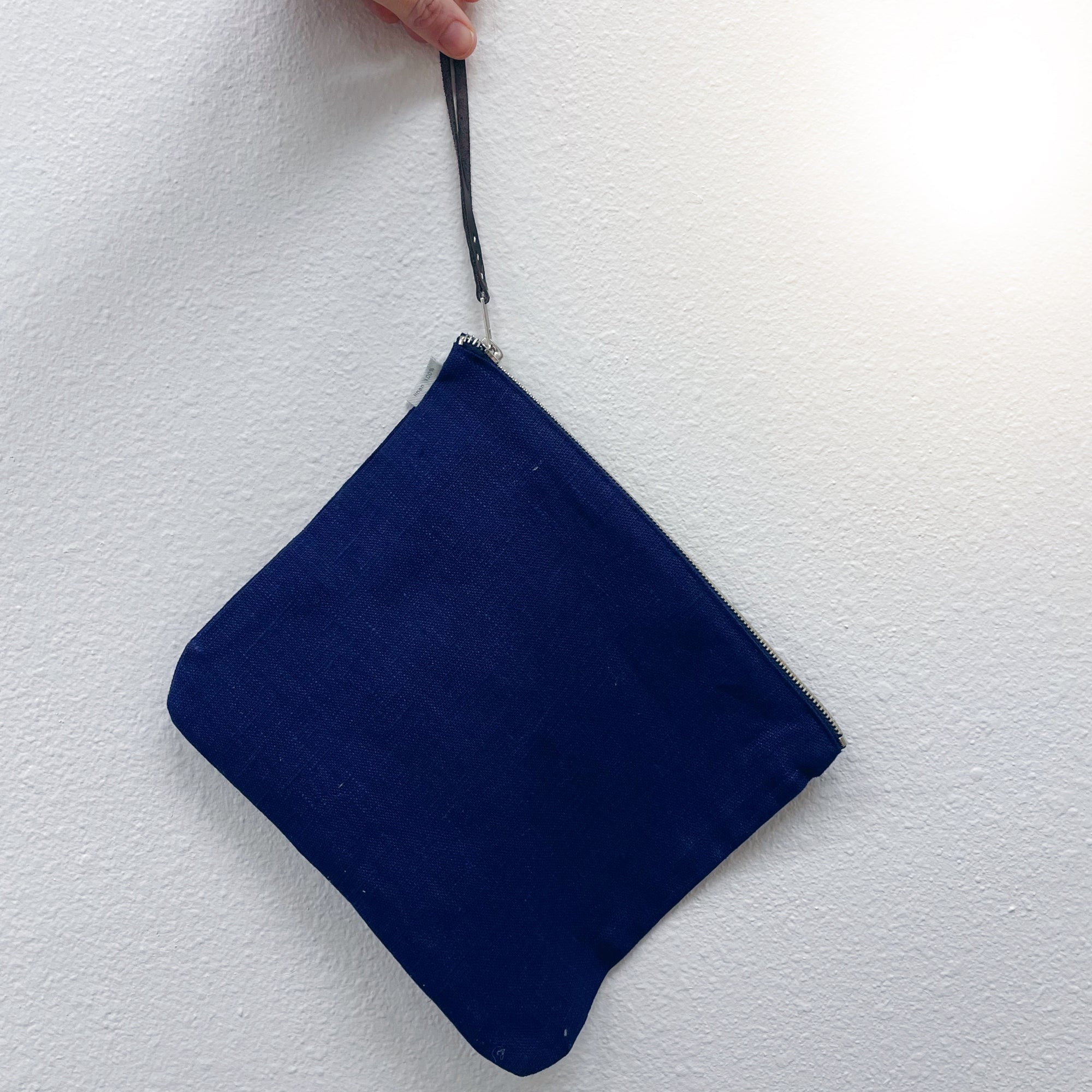 Linen Pouch / Blue Violet